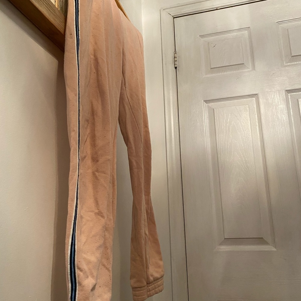Sweats - Picture 4 of 7